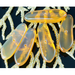 Velké korálky nepravidelného tvaru z českého skla ploché, průhledné, mléčně žluté, s jednou dírkou rozměry 30 mm x 9 mm 6 kusů