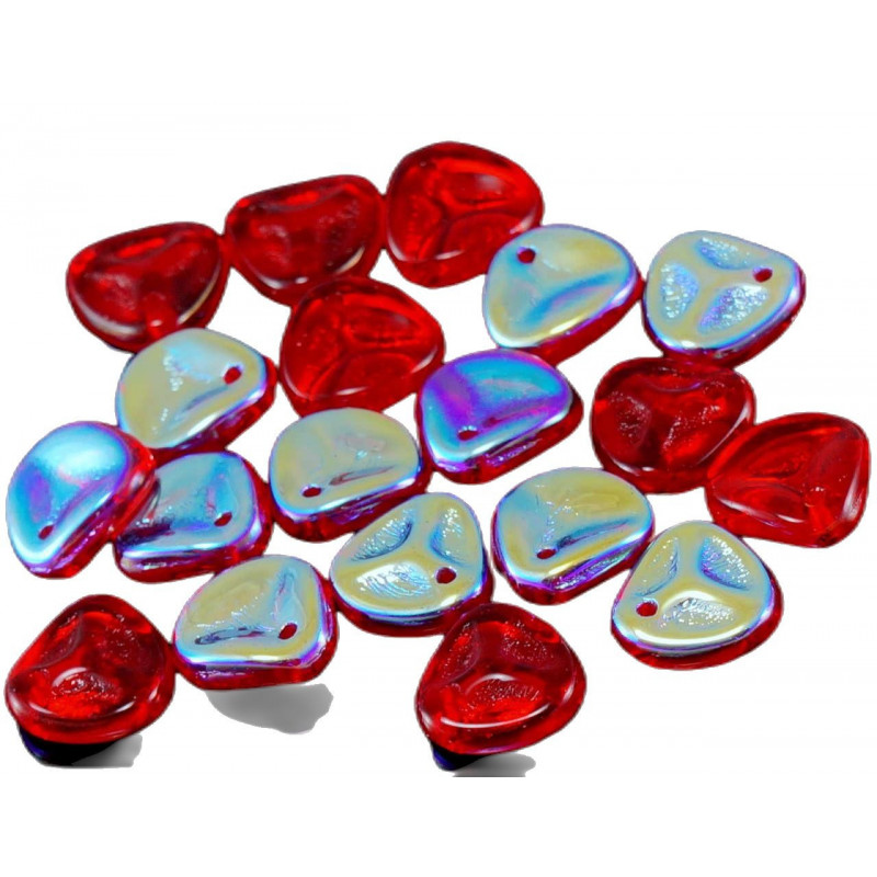 Korálky Picasso z českého skla ve tvaru okvětních lístků, ploché, poloprůhledné, rubínově červené a s odlesky rozměry 7 mm x 8