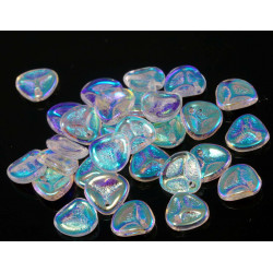 Korálky z českého skla ve tvaru okvětních lístků růže ploché, rozměry 7 mm x 8 mm 50 kusů