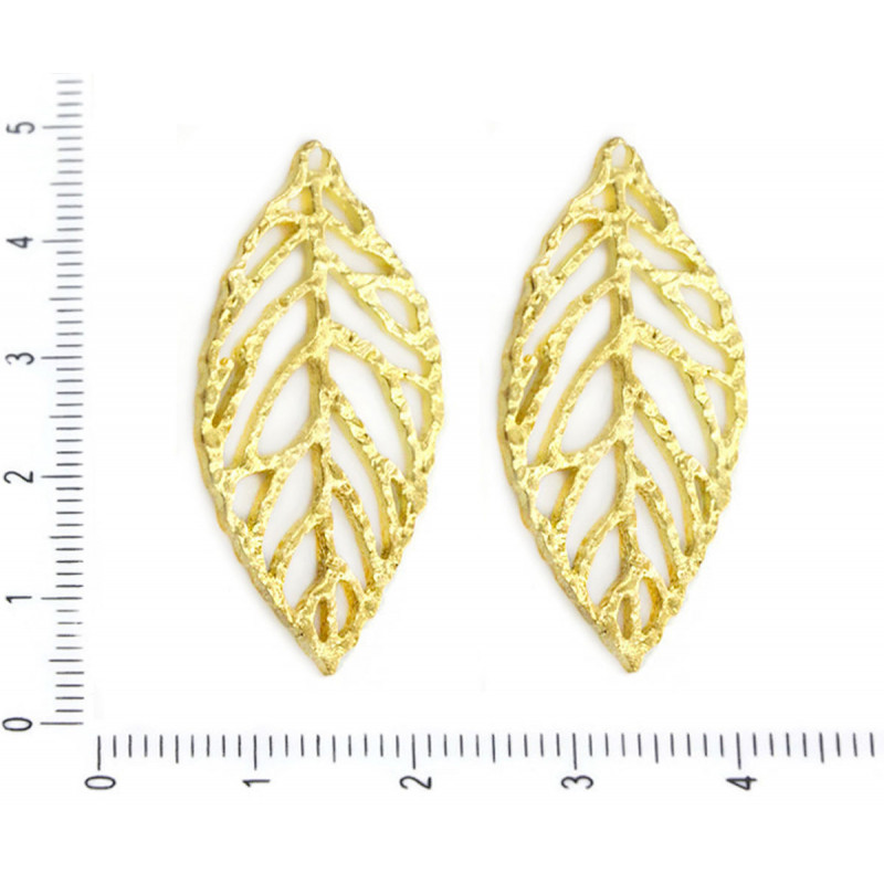 Velký kovový přívěsek matný, kartáčovaný, pozlacený, tvar listu jižní Korea s očkem bižuterní komponent velikost 35 mm x 20 mm