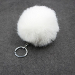 Malá bambulka kulička pom-pom z bílé umělé kožešiny načechraný, přívěsek na klíče kabelku stříbrný řetízek 100 mm 1 kus